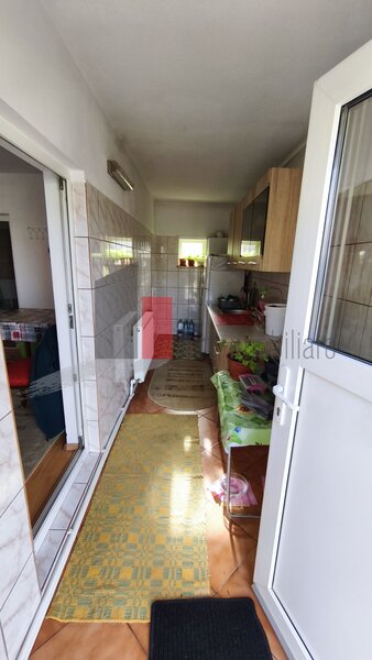 Manolache, casa curte cu teren 1600 mp.