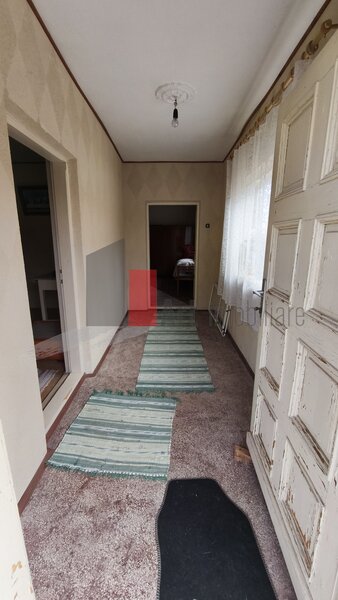 Manolache, casa curte cu teren 1600 mp.